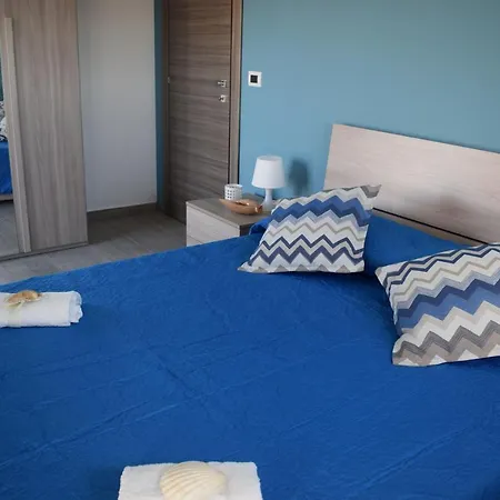 Golf Apartment